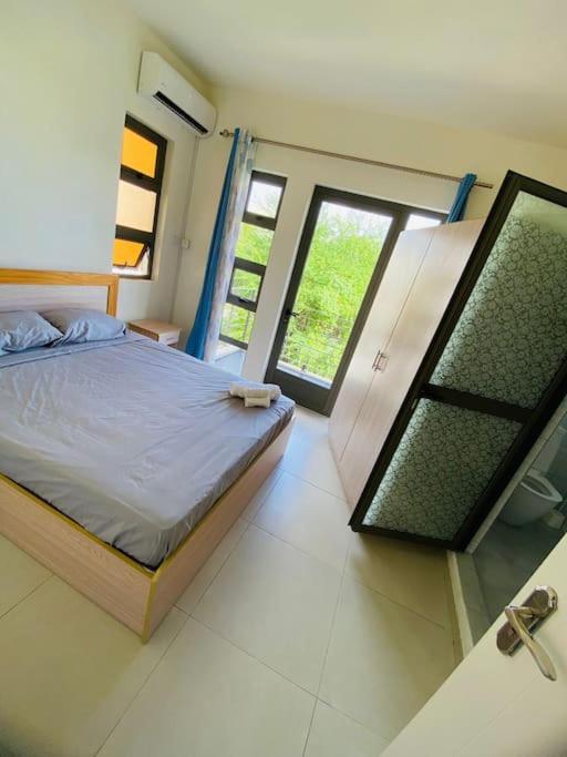 Beach Apartment Flic en Flac Ngoại thất bức ảnh